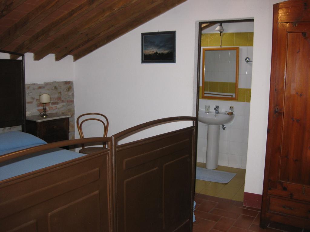 ריוטורטו Agriturismo Bronzivalle חדר תמונה