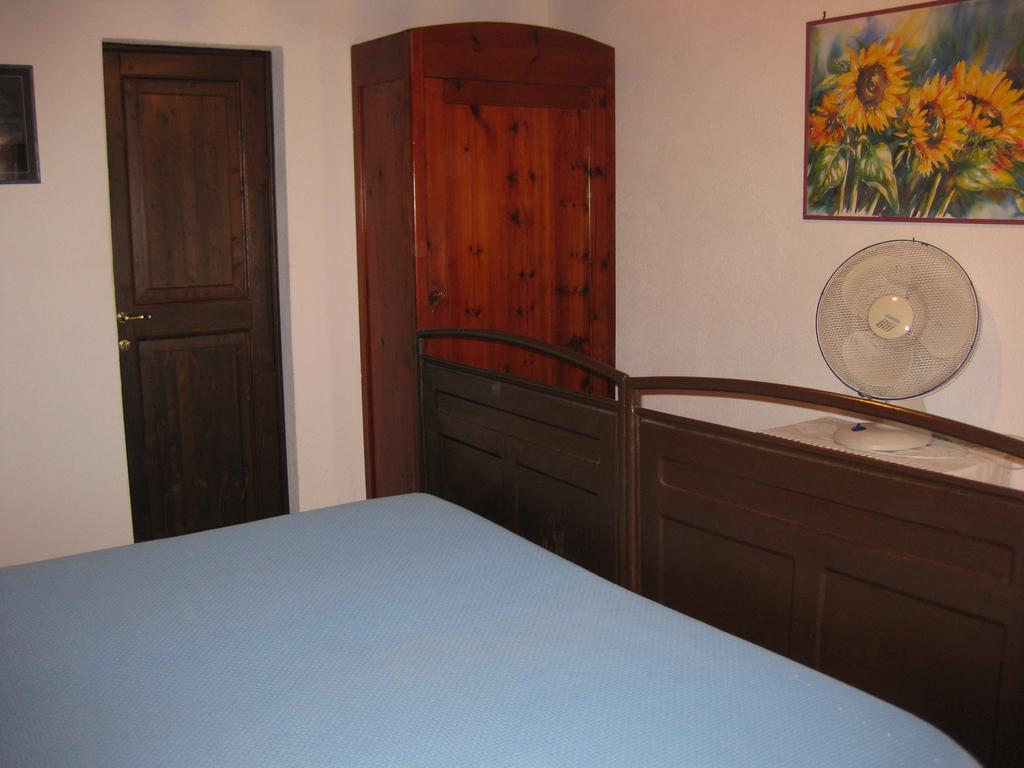 ריוטורטו Agriturismo Bronzivalle חדר תמונה